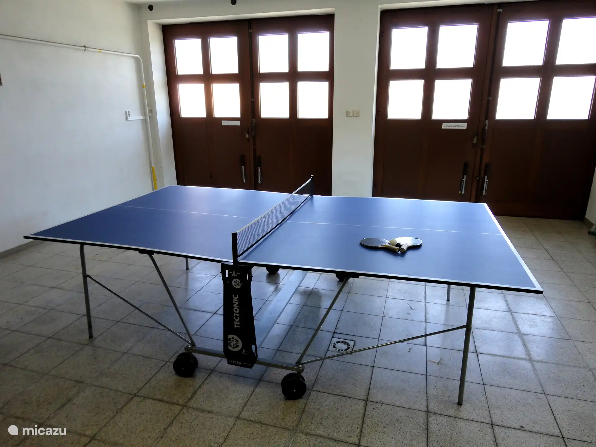 Tischtennis und Garage