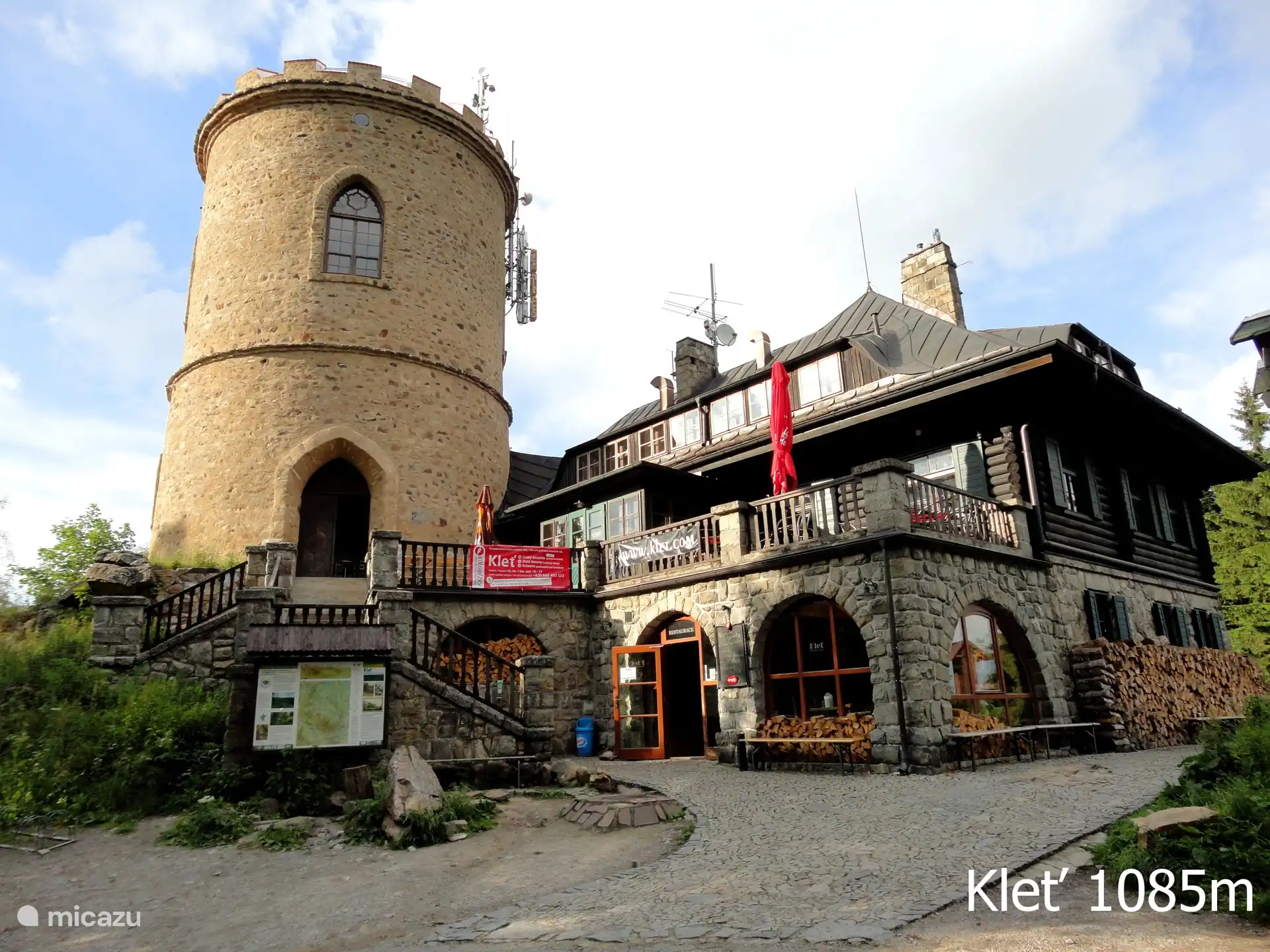 Klet berg - restaurant 1085 m (10 min)