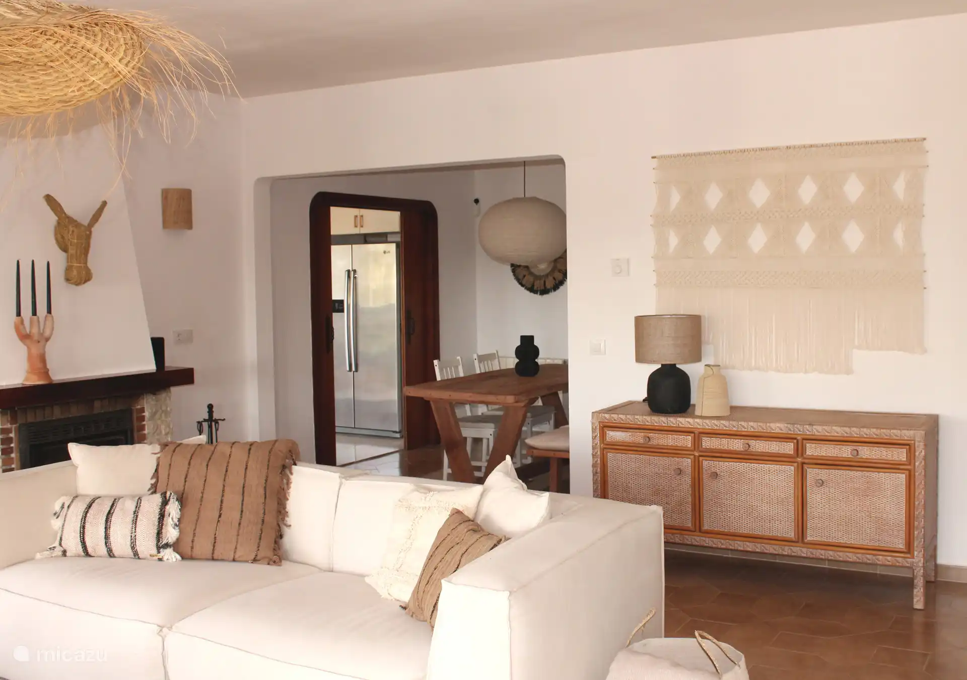 Woonkamer een eethoek