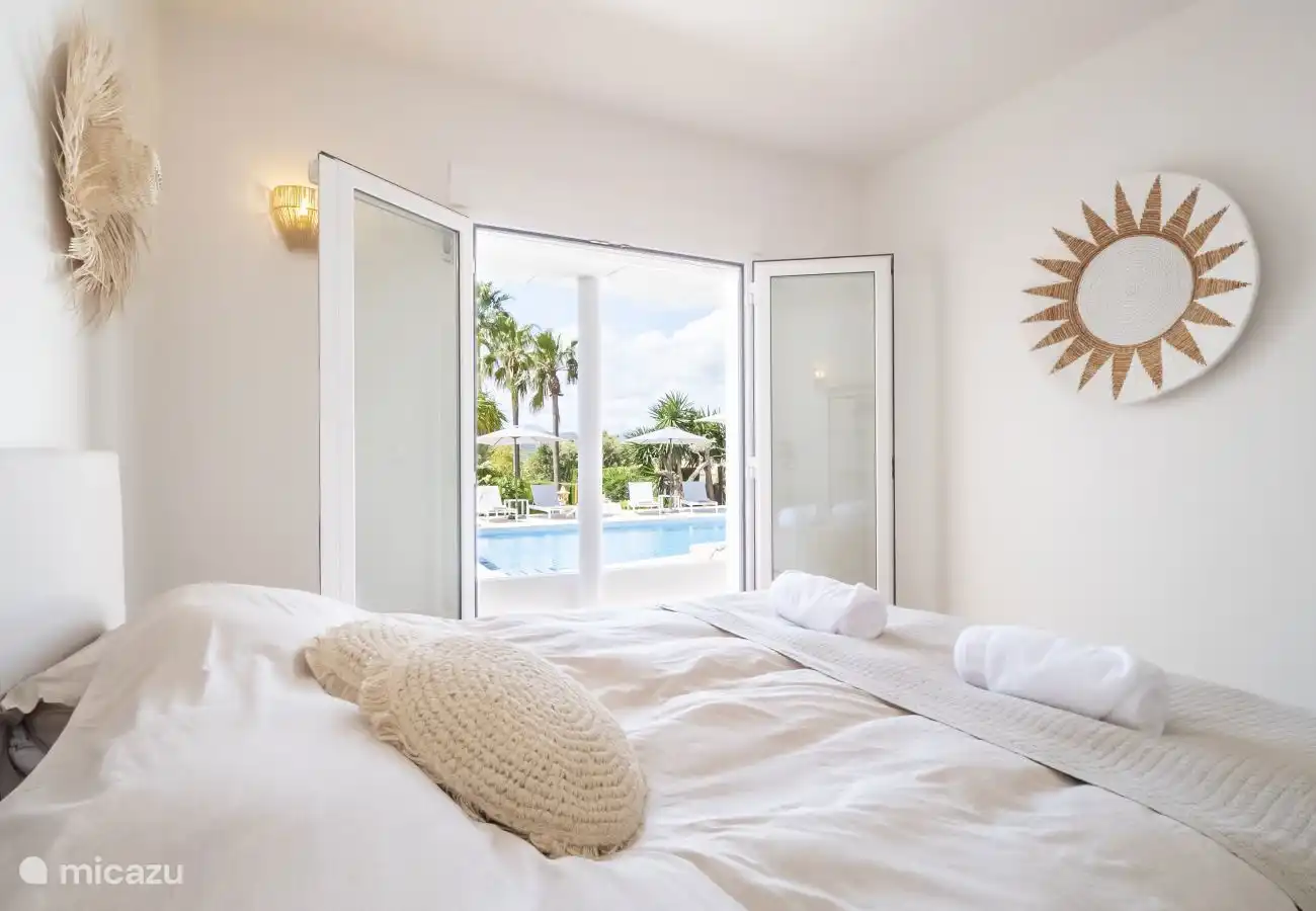 Machen Sie sich bereit für eine erholsame Nachtruhe in diesen komfortablen Zimmern.