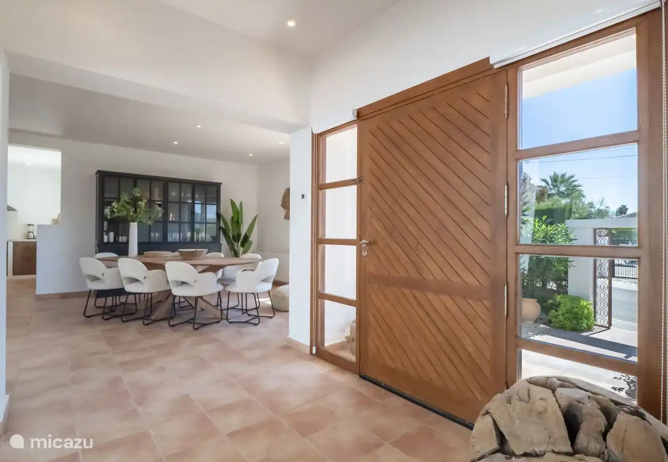 Schöner Eingang, man fühlt sich gleich wie zu Hause!