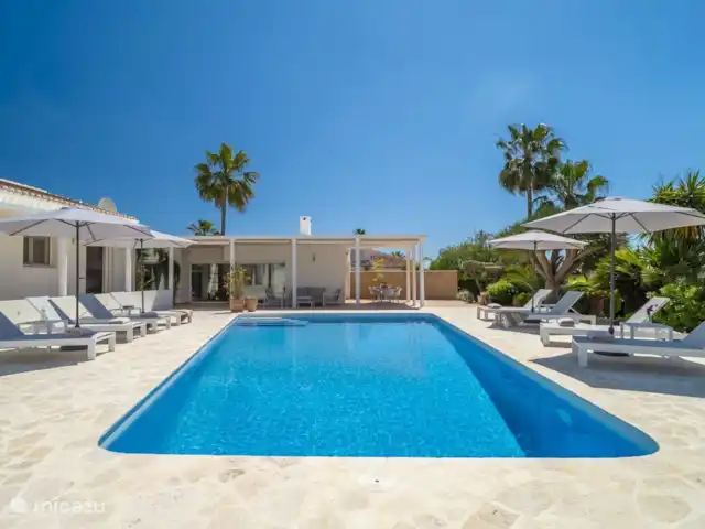 Villa Selene | Espagne, Costa Blanca, Jávea - villa Beaucoup d’espace à l’intérieur et à l’extérieur de la maison.