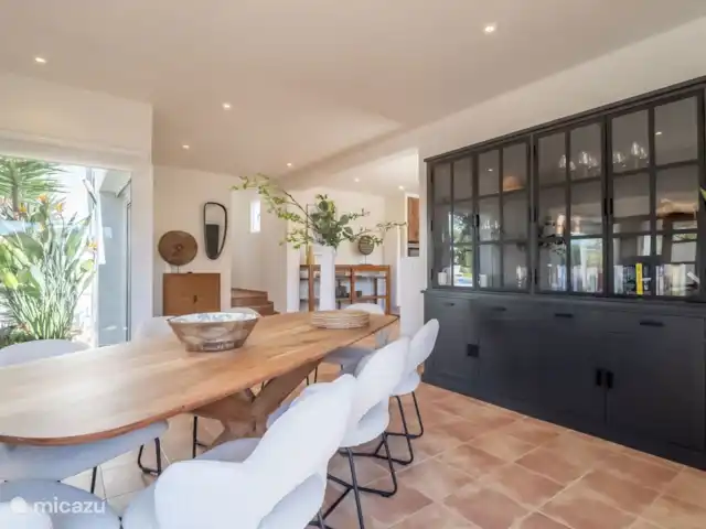 Villa Selene | Espagne, Costa Blanca, Jávea - villa Il y a aussi un poêle à granulés atmosphérique pour les soirées plus fraîches.