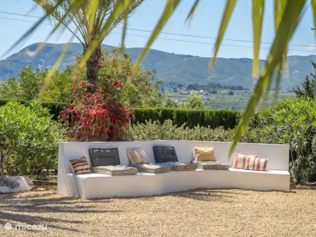 Villa Selene | Espagne, Costa Blanca, Jávea - villa Une belle végétation méditerranéenne entoure la maison.