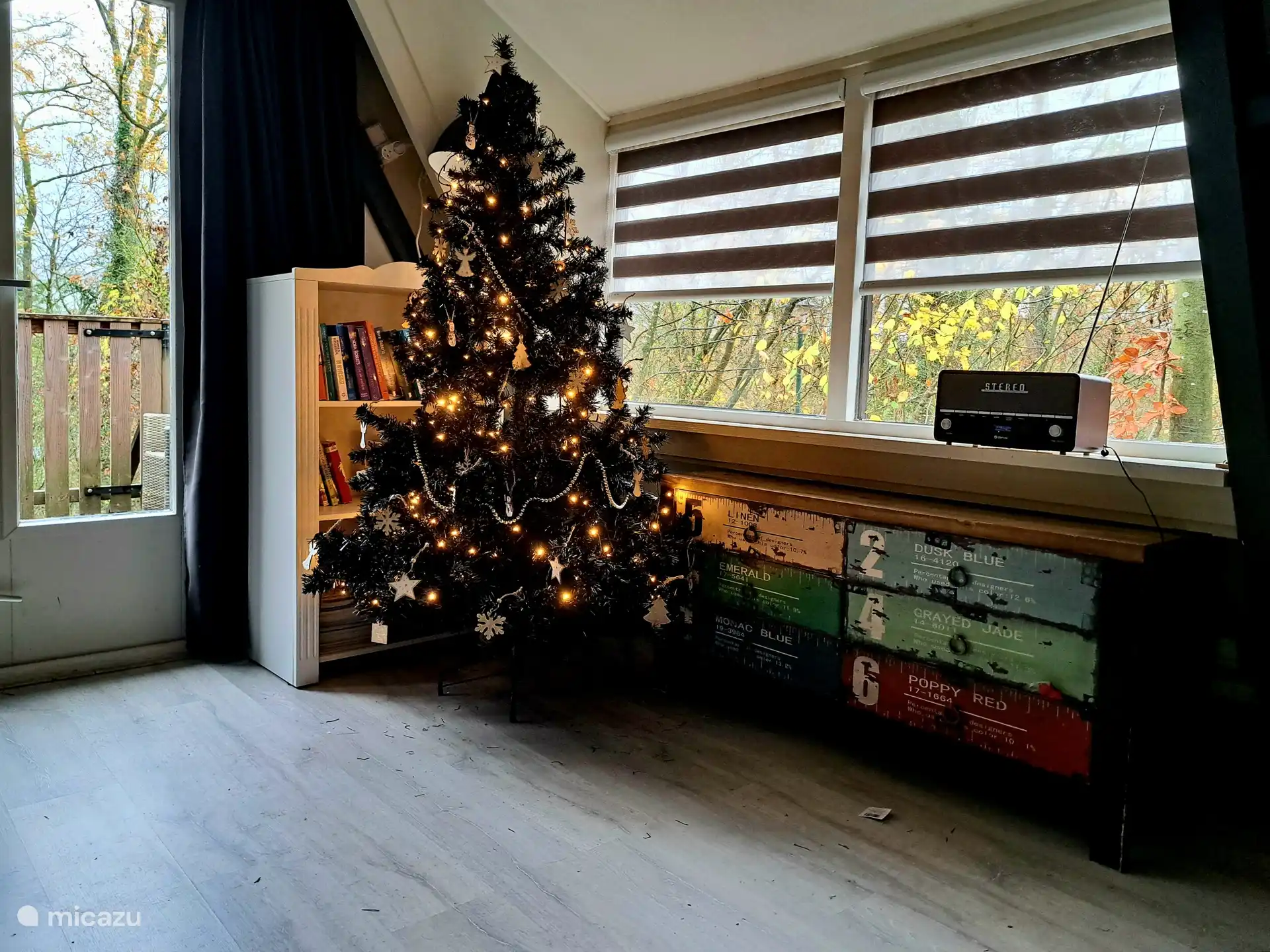 Der Weihnachtsbaum wartet auf dich