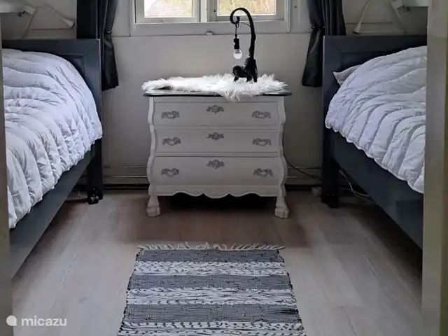 Location de Vacances Belgique, Ardennes, Durbuy, chalet - SilvaRosa Durbuy Nouveau revêtement de sol stratifié sur tout l’étage supérieur