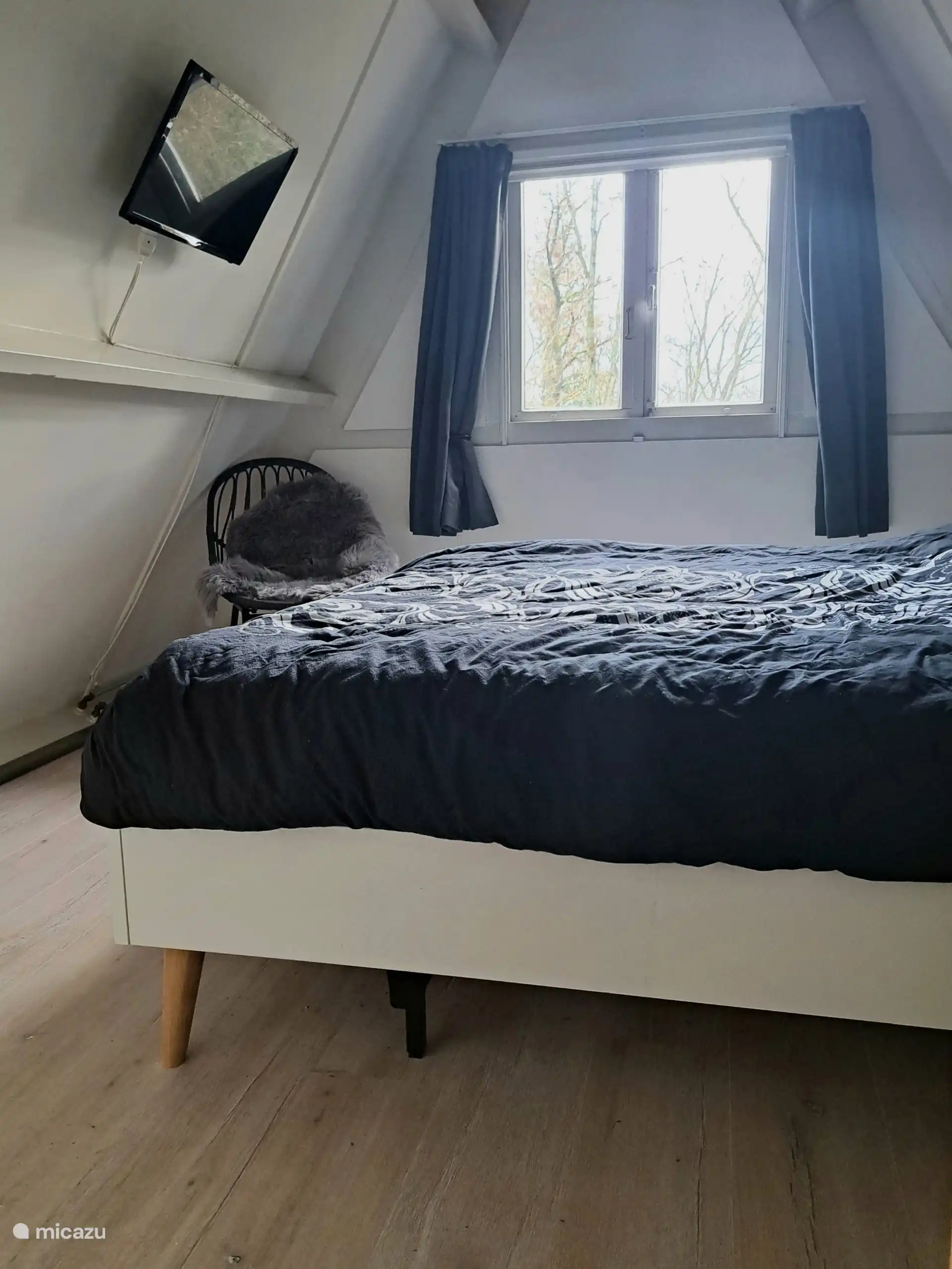 Schlafzimmer 1 mit Doppelbett