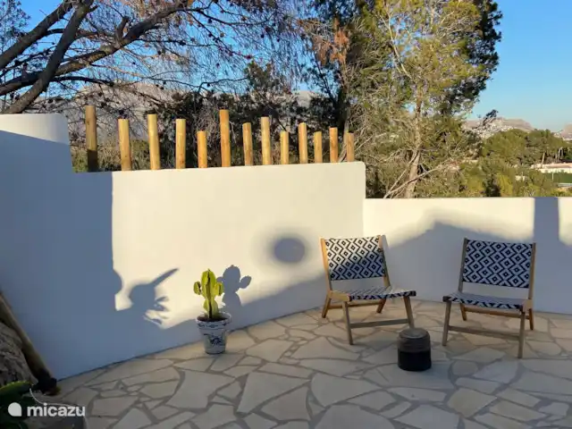 Casa nooit gedacht huren in Spanje, Costa Blanca, Alfáz del Pi - villa Heerlijke lounge plek
Tot avondzon
