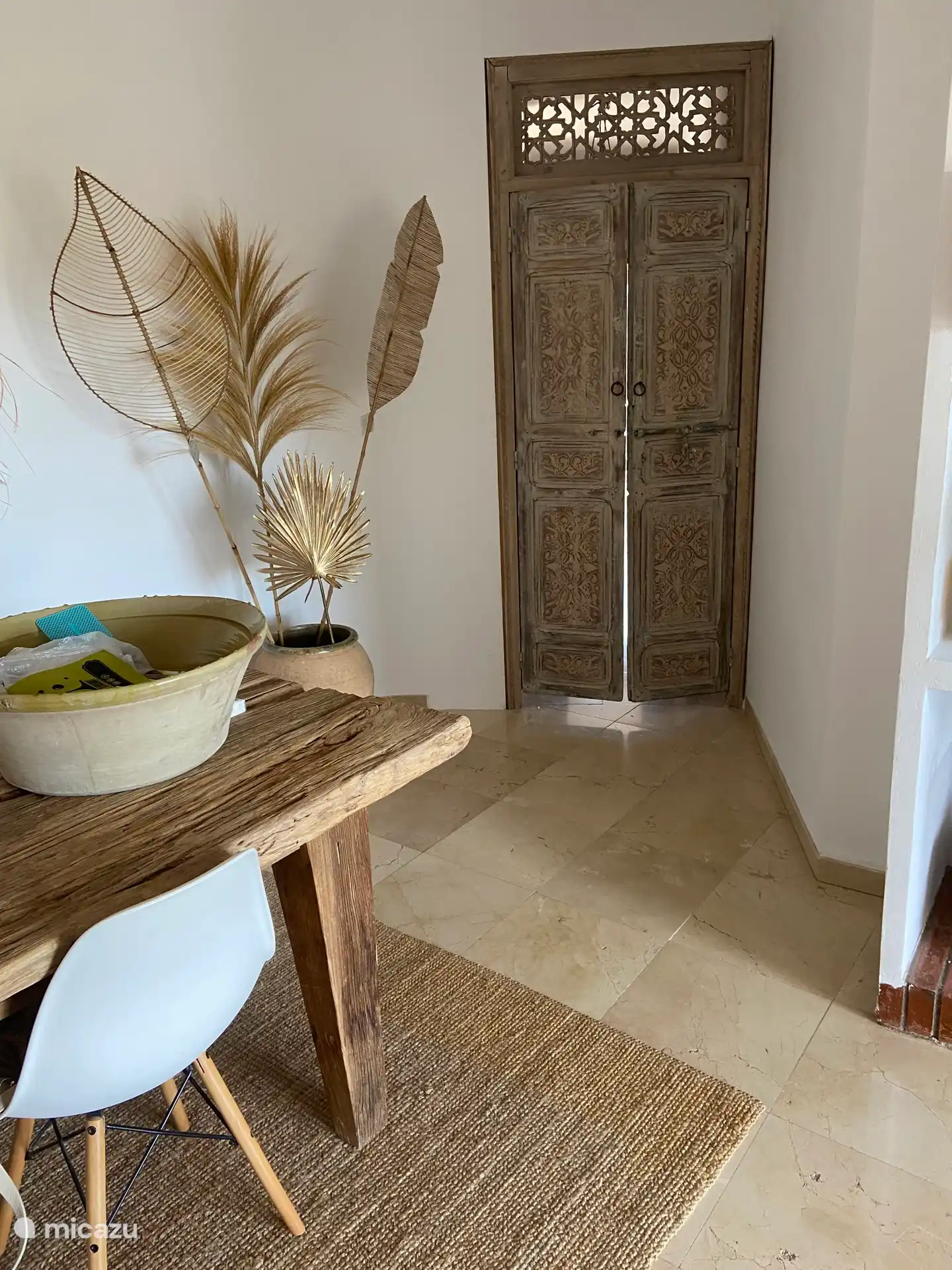 Portes de la chambre 3  
et salle de bain 