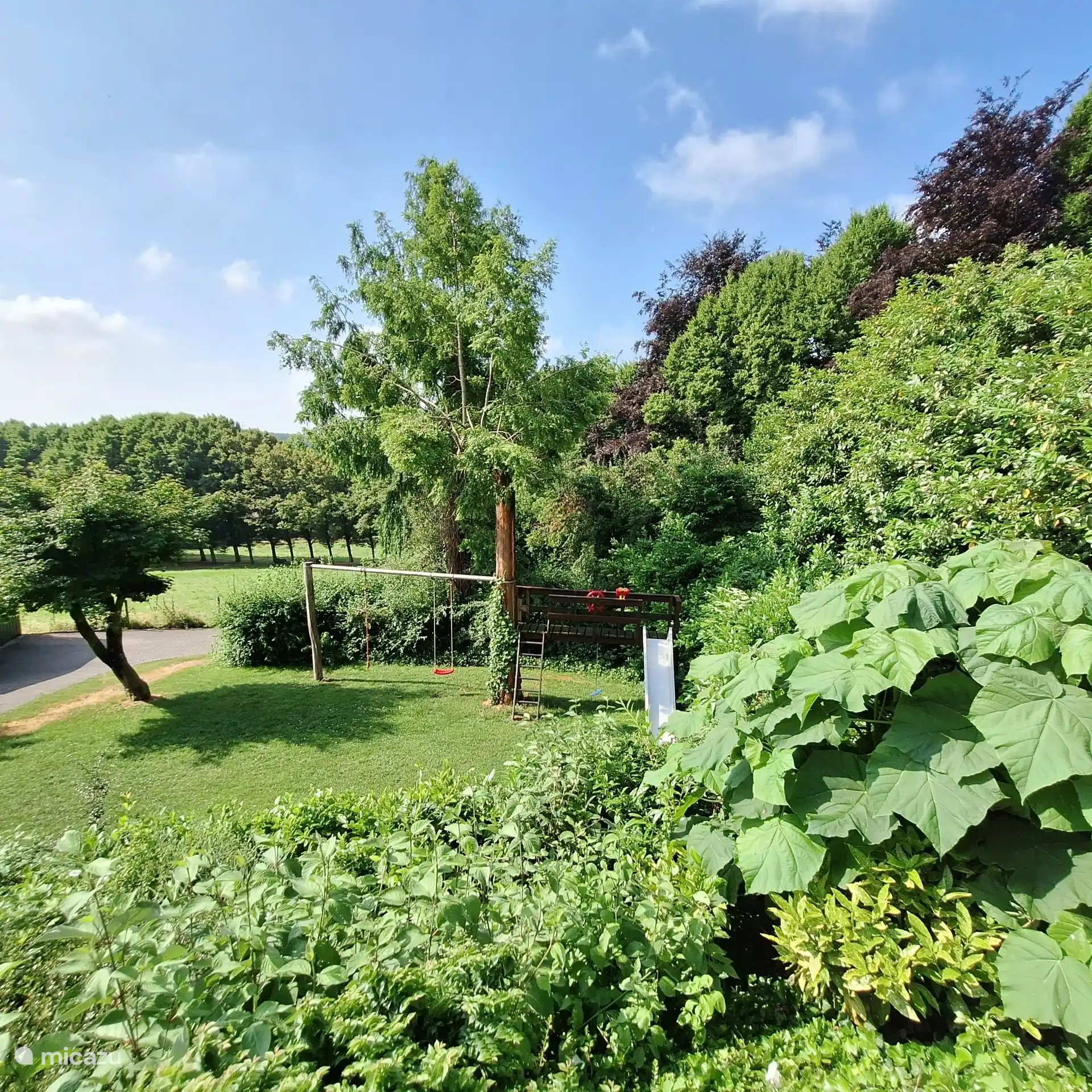 Équipement de terrain de jeu