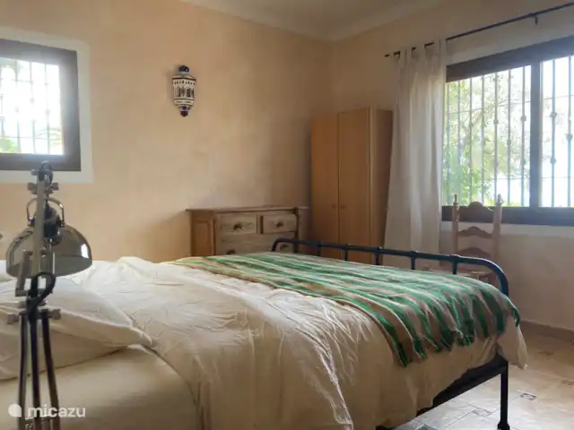 Casa La Serena et Casita del Toro  | Espagne, Andalousie, Cómpeta - maison de vacances Chambre 1 : 
Lit double 160 x 200
