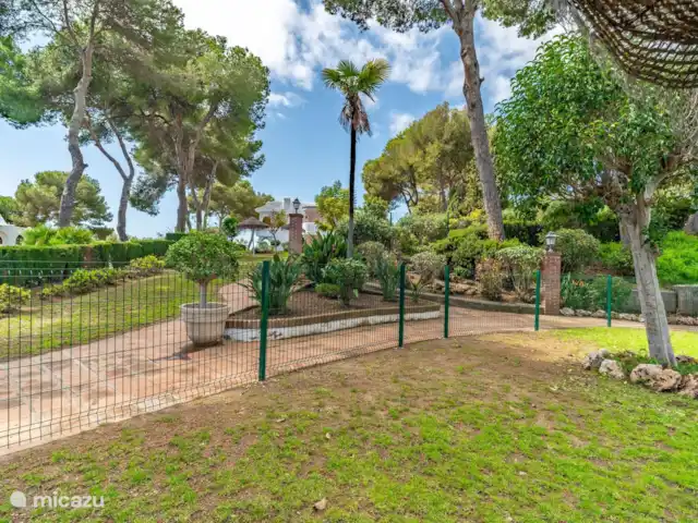 Location de Vacances Espagne, Costa del Sol, Mijas Costa, appartement - Miraflores Jardin A Jardin de la piscine