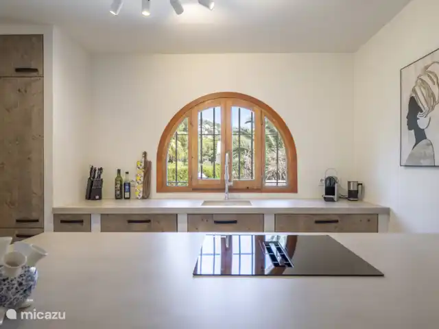 Villa Florencia  | Espagne, Costa Blanca, Benissa - villa Profitez de cuisiner avec style, avec un four, un lave-vaisselle et des plaques à induction.