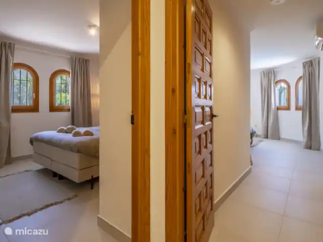 Villa Florencia  | Espagne, Costa Blanca, Benissa - villa Chambre spacieuse au rez-de-chaussée avec grand sommier tapissier pour 2 personnes (180x210).