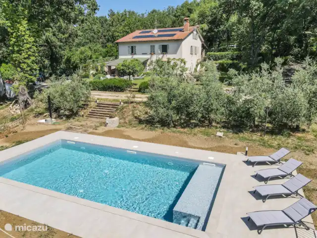 Maison avec piscine privée dans le sud de l’Ombrie | Italie, Ombrie, Amelia - maison de vacances Maison avec piscine privée dans le sud de l’Ombrie | Italie, Ombrie, Amelia - maison de vacances