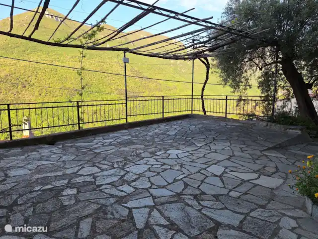 Ca' Armando en Liguria en Italia, Liguria, Erli - casa vacacional Terrazo