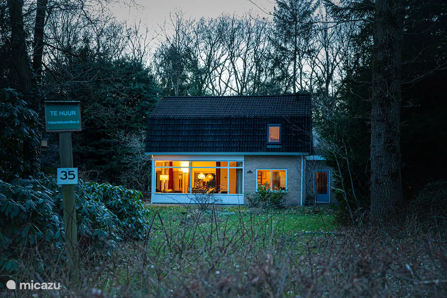 Dormyhouse am Abend.