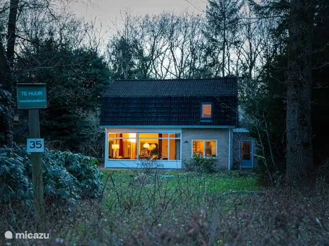 DormyHouse | Pays-Bas, Drenthe, Wateren - maison de vacances Dormyhouse le soir.