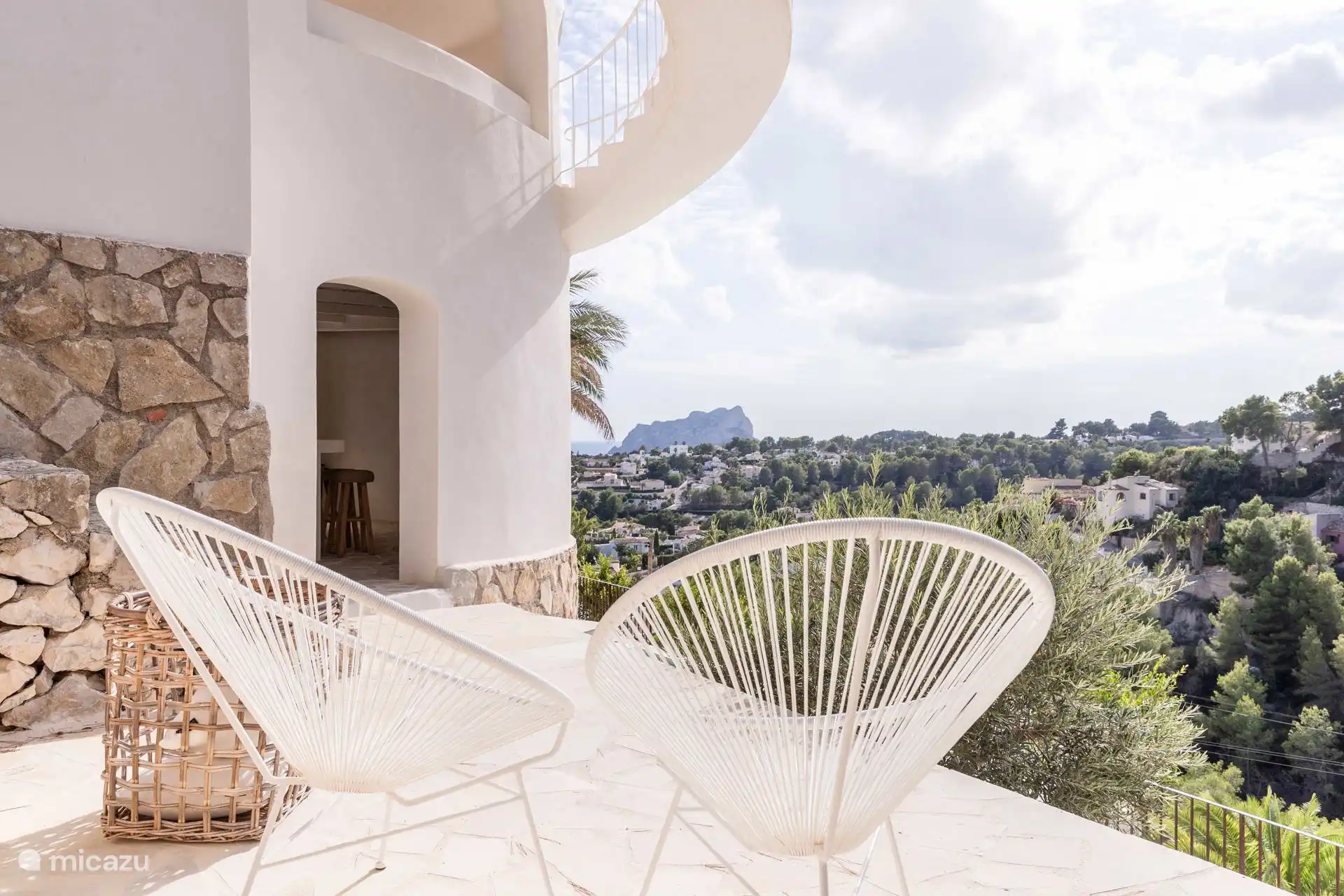 Casa Roca - Leuk terras met zicht op de berg van Calpe. 