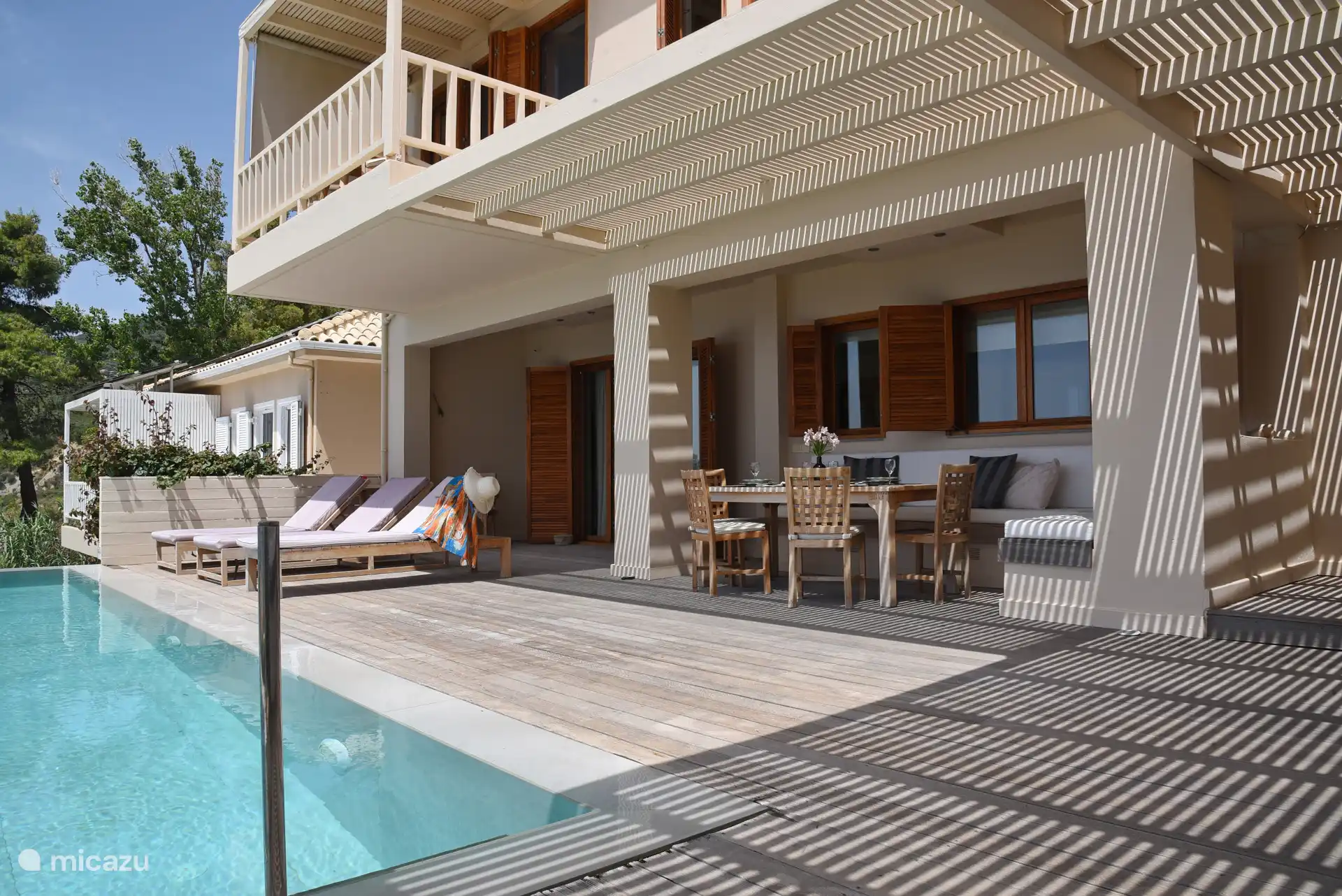 Patio extérieur et salle à manger