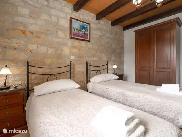 Villa Kristijan en Croacia, Istria, Zminj - villa dormitorio