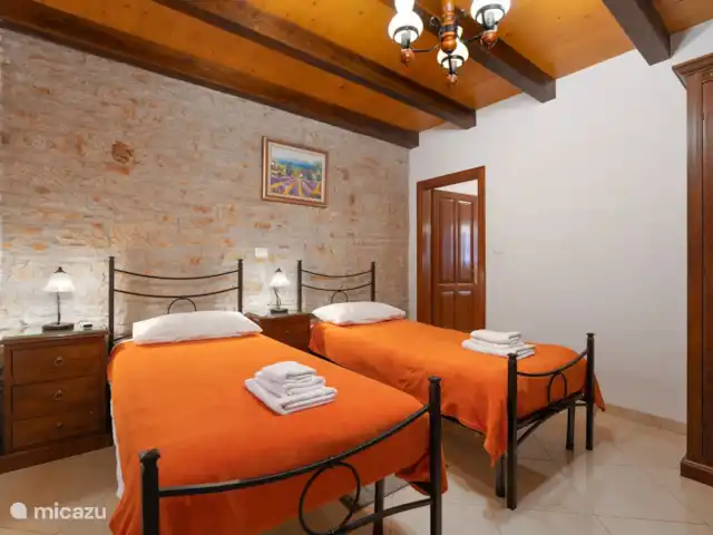 Villa Kristijan en Croacia, Istria, Zminj - villa dormitorio