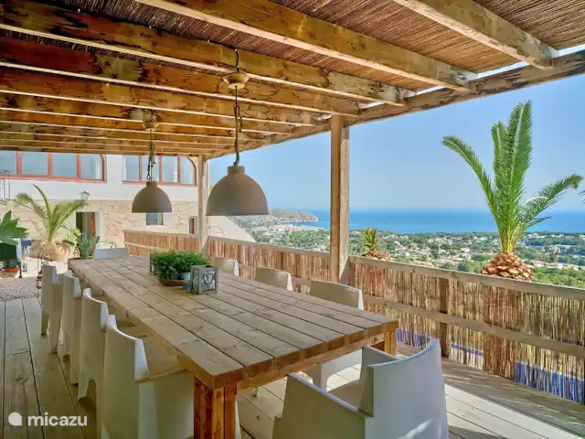 Casa la Gaviota | Espagne, Costa Blanca, Teulada - villa Casa la Gaviota - Vue depuis la terrasse extérieure couverte.
