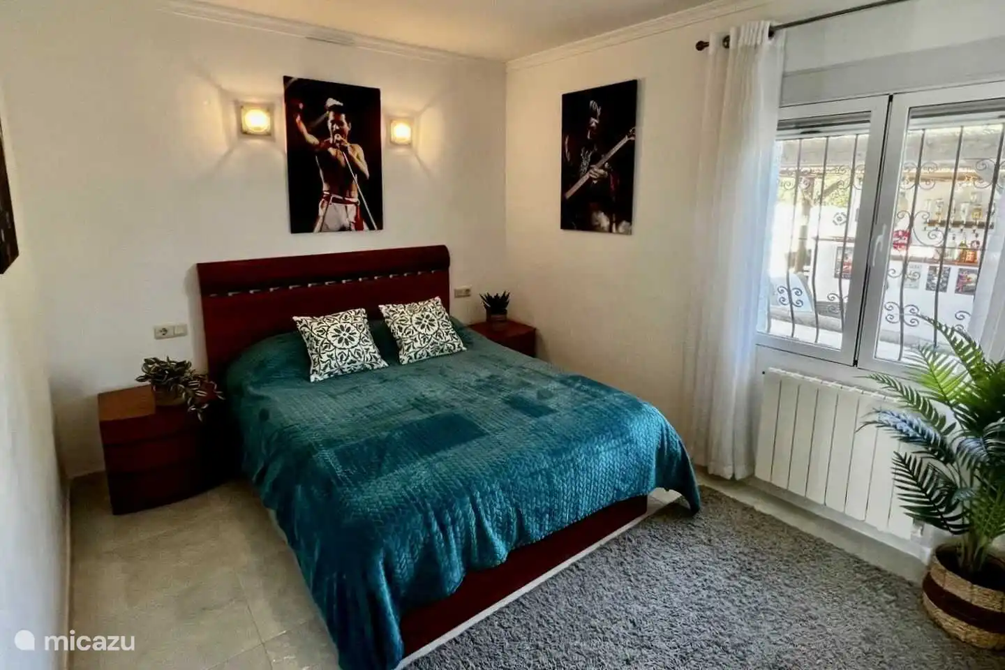 Die Villa Studio 44 in Benissa verfügt über 2 klimatisierte Schlafzimmer im 1. Stock.