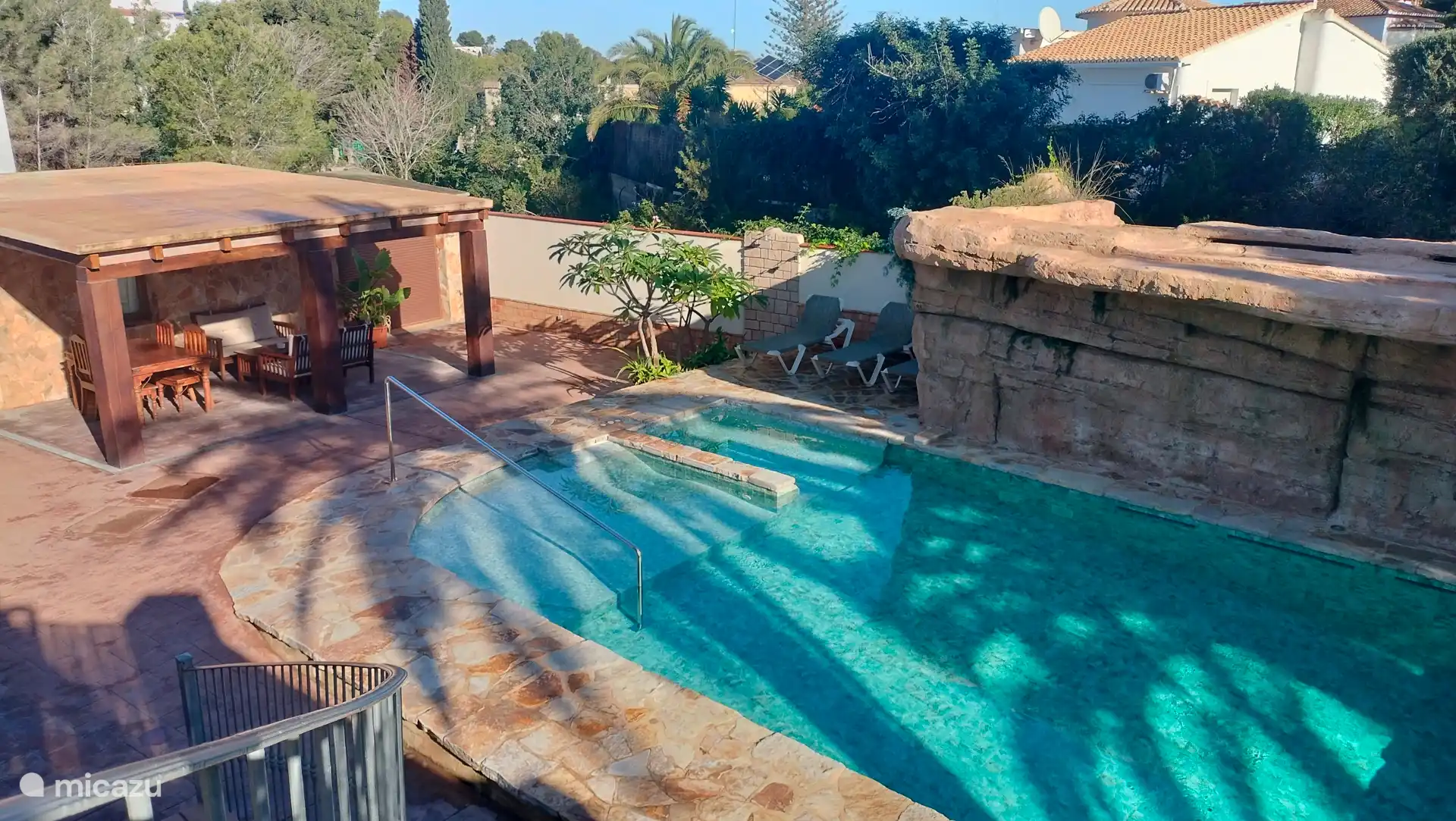 Swimmingpool, Veranda, Terrasse