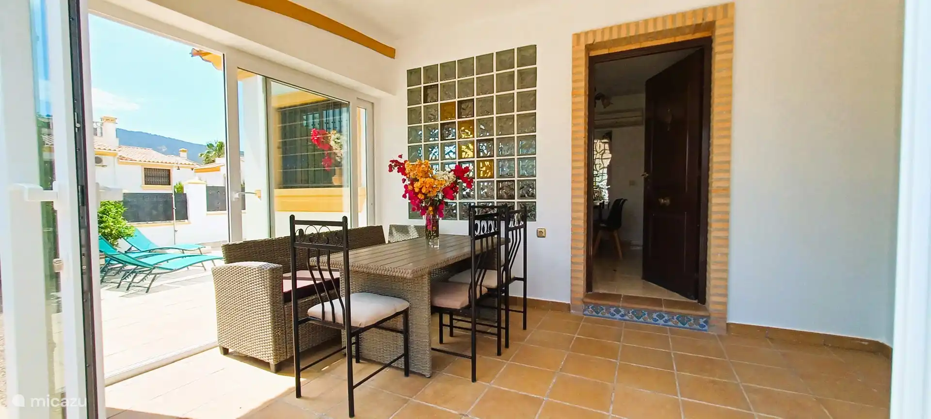 Porche cubierto (sombreado)