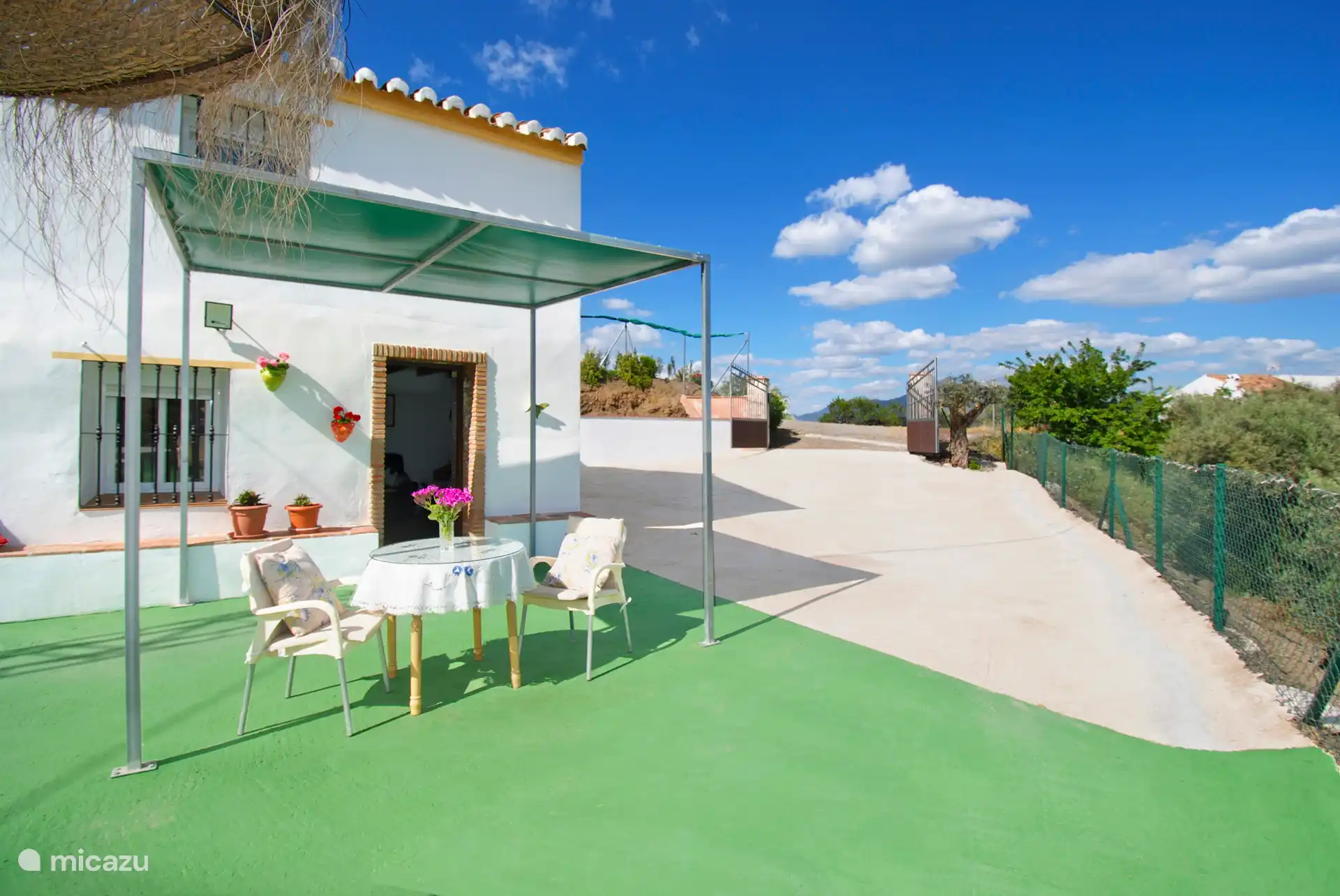 Das bedeutet Urlaub, die Sonne genießen, weit weg vom alltäglichen Hamsterrad. 