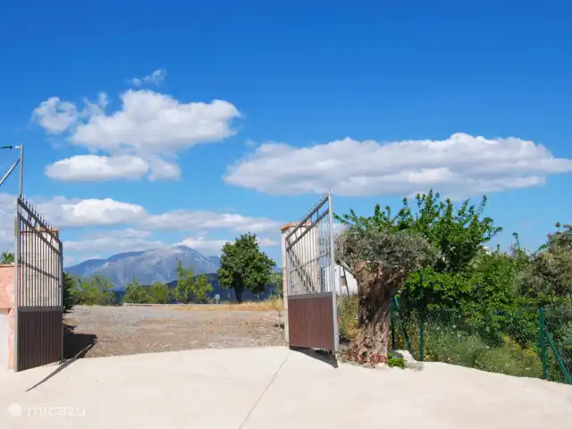 Villa Maria Esnite | Espagne, Costa del Sol, Comares - maison de vacances Nous avons un parking très spacieux et verrouillable à la maison.