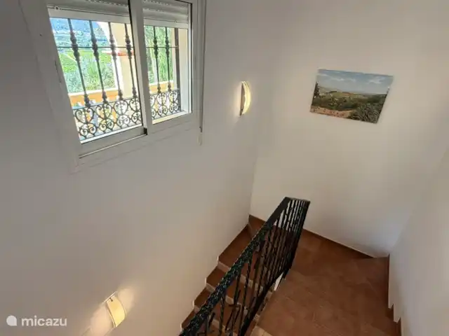 Villa 10p Orba Pool & Great Views! huren in Spanje, Costa Blanca, Orba - villa Trappenhuis binnen