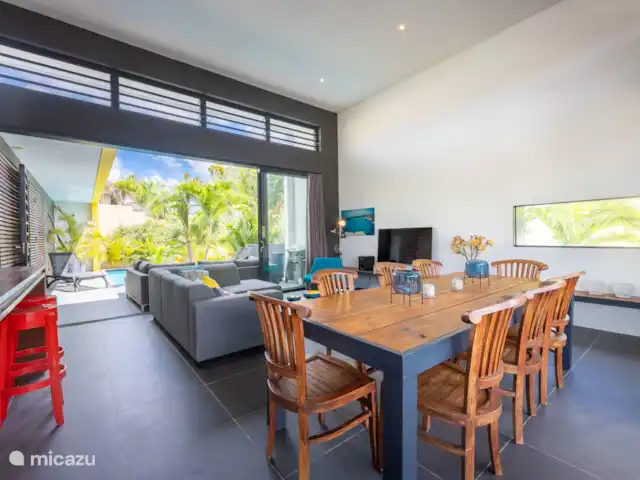 Tropisch Paradijs bij Jan Thiel huren in Curaçao, Banda Ariba (oost), Jan Thiel - villa Woonkamer