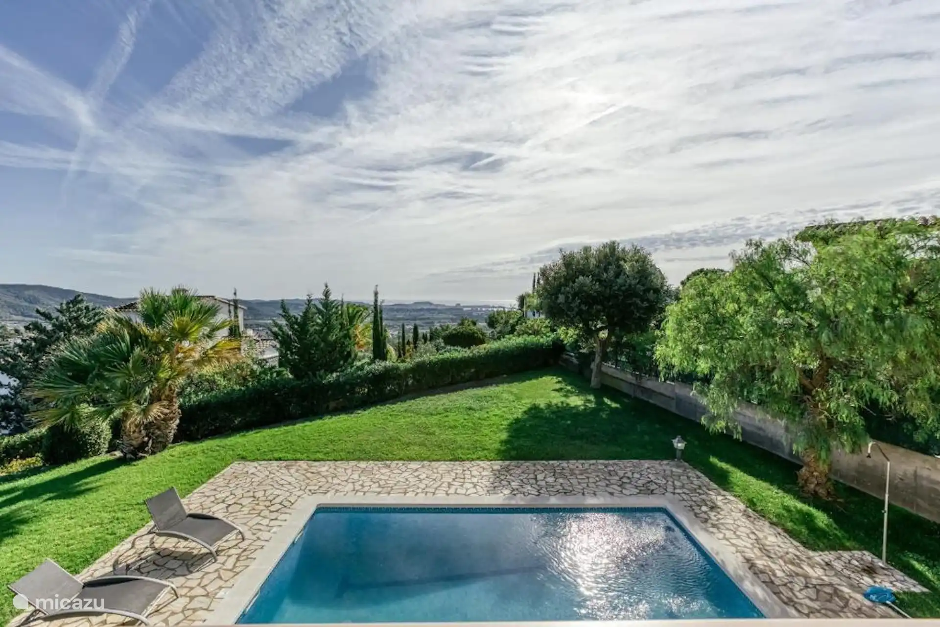 Blick auf die Dachterrasse