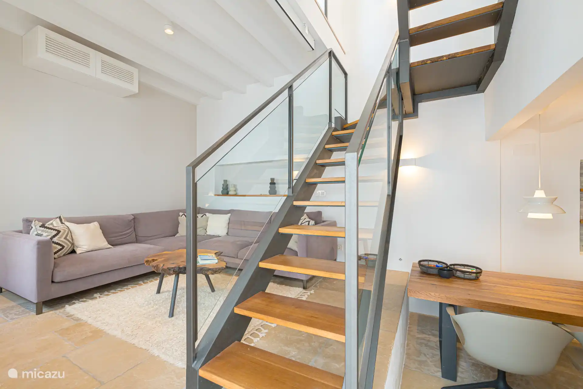 Offenes Lofthaus, Fußbodenheizung im Winter