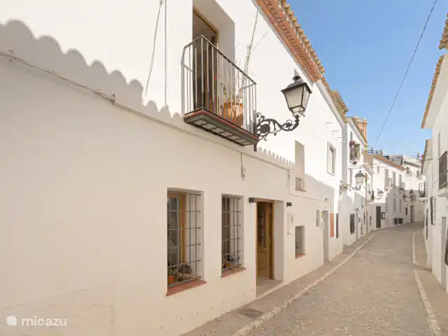 Luxe huis Altea Alicante te huur huren in Spanje, Costa Blanca, Altea - stadswoning Typisch huis in de Antigua Casco Altea 140 stappen naar de kerk Nuestra Señora del Consuelo