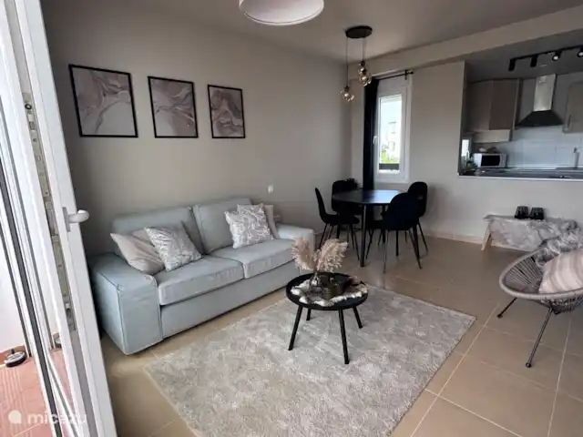 La Casa para disfrutar la vida  huren in Spanje, Costa Cálida, Torre Pacheco - appartement Woonkamer met open keuken en toegang tot het terras