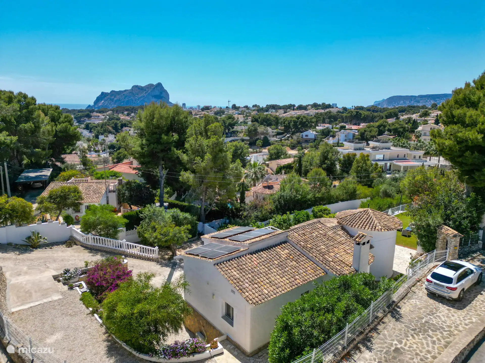 En el top 5 de las mejores casas de vacaciones para reservar: Villa Zahra en Moraira.