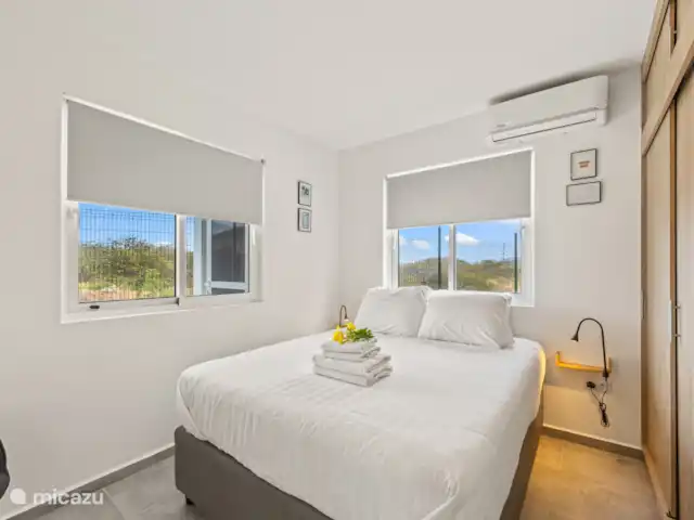 Bon Azul 5A en Curazao, Bandabou (oeste), Westpunt - casa vacacional Cama doble en habitación luminosa y tranquila. Listo para una estancia relajante.