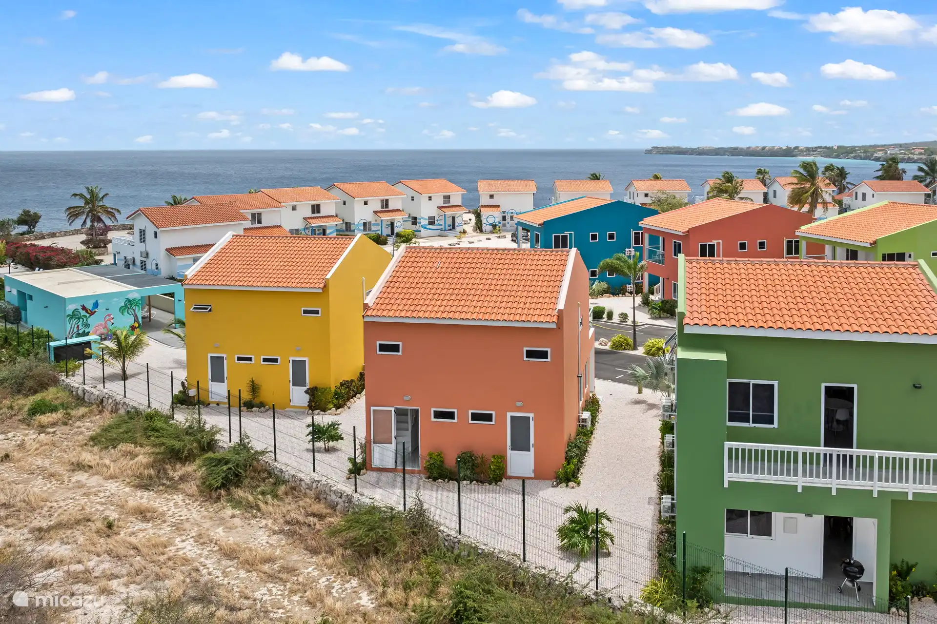 Desde arriba, se ve claramente la ubicación verde del parque: un oasis de paz y espacio.