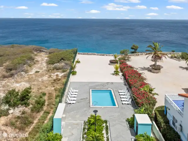 Punta Azul Ocean Resort 6A | Curaçao, Banda Abou (ouest), Westpunt - maison de vacances Piscine au bord de la mer - profitez d’un rafraîchissement avec vue sur l’horizon infini.