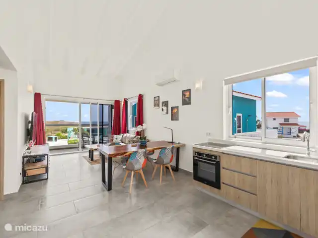 Seabreeze 10B - Punta Azul Ocean Re | Curaçao, Banda Abou (ouest), Westpunt - maison de vacances Cuisine équipée élégante avec tous les appareils nécessaires - idéale pour cuisiner confortablement pendant votre séjour.
