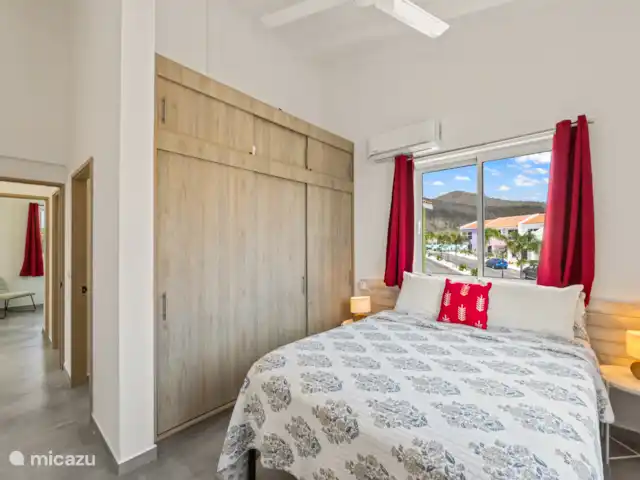 Seabreeze 10B - Punta Azul Ocean Re | Curaçao, Banda Abou (ouest), Westpunt - maison de vacances Chambre double spacieuse avec beaucoup de lumière naturelle - un endroit calme pour se détendre.