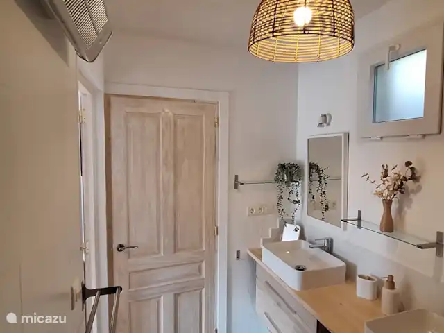 Casa Montaña Rustica huren in Spanje, Andalusië, Montefrio - vakantiehuis badkamer