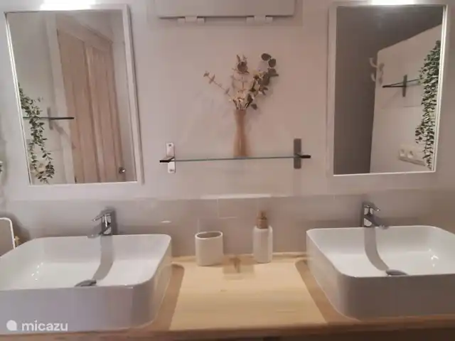 Casa Montaña Rustica huren in Spanje, Andalusië, Montefrio - vakantiehuis badkamer