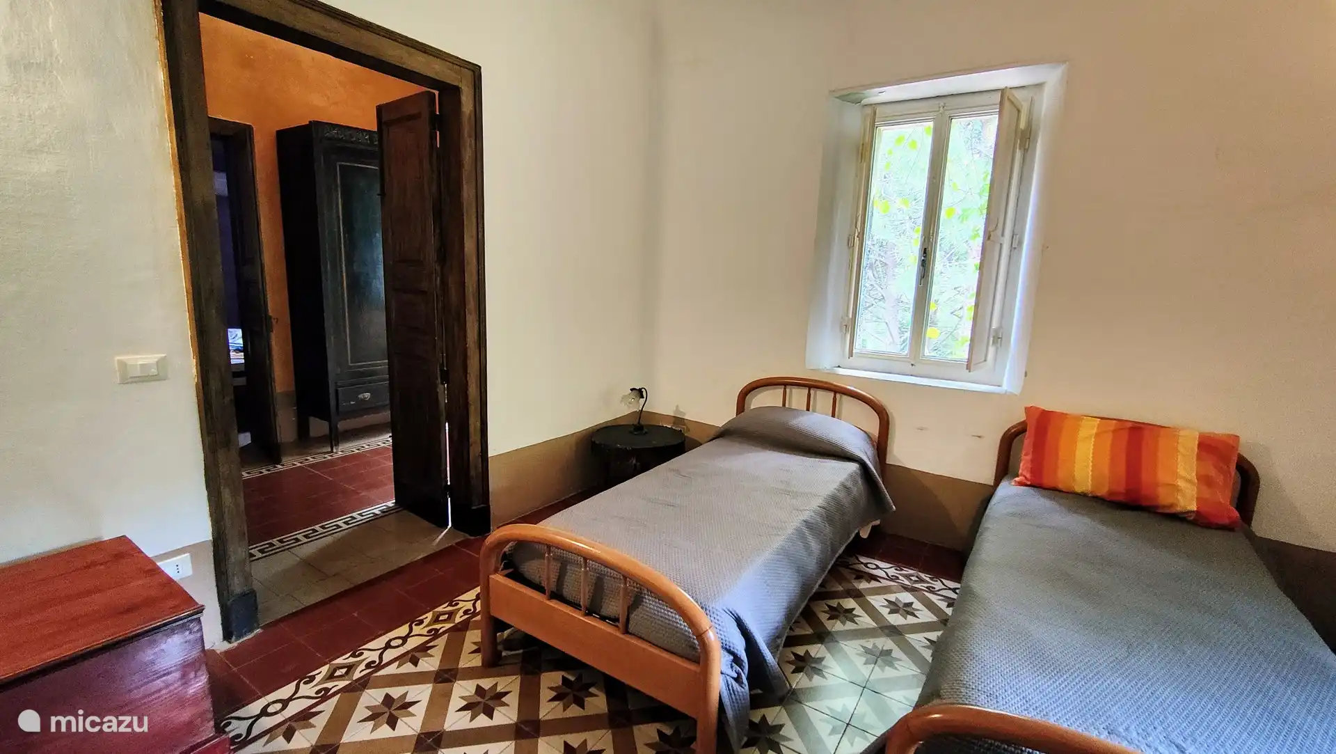 zweites Schlafzimmer Villa Milleduci