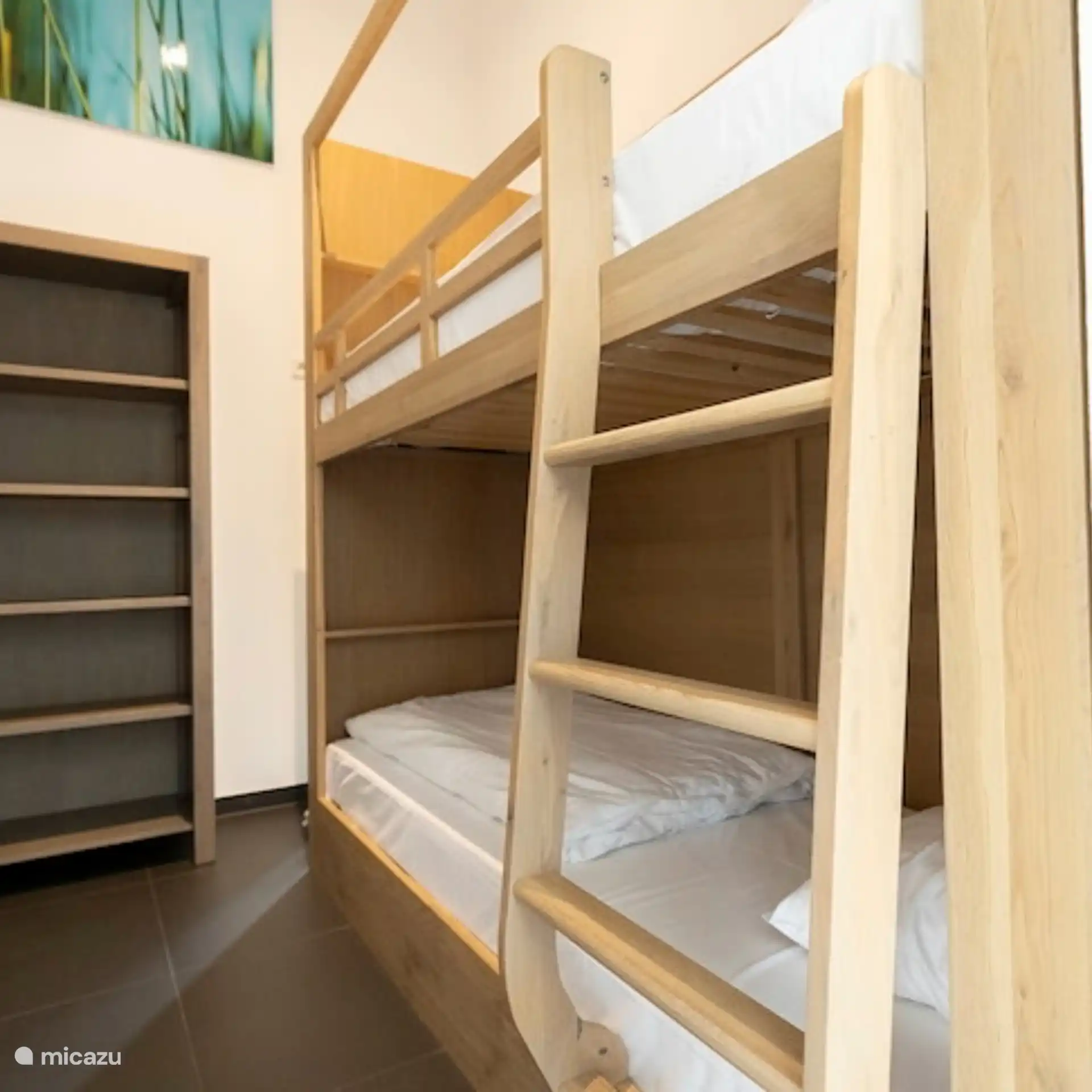 1 chambre avec lits superposés