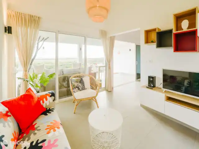 Villa Mirada Karibe avec piscine | Curaçao, Banda Abou (ouest), Fontein - villa Salon avec TV