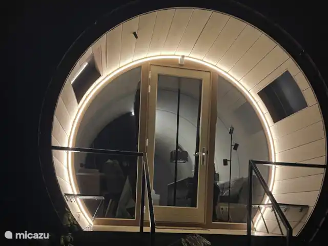 Eco-lodge, slow living by nature huren in Nederland, Overijssel, De Krim - tiny house buitenverlichting springt automatisch bij aankomst aan